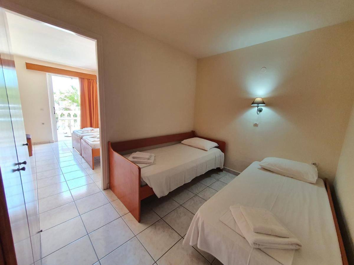 Vivian Hotel Laganász Kültér fotó
