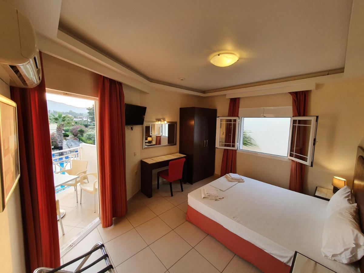 Vivian Hotel Laganász Kültér fotó