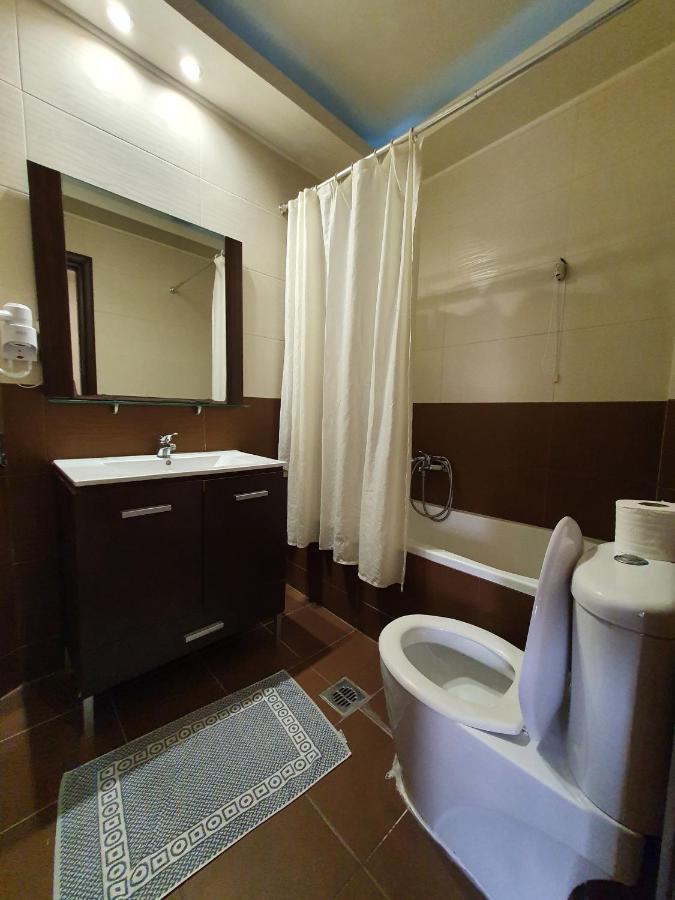 Vivian Hotel Laganász Kültér fotó
