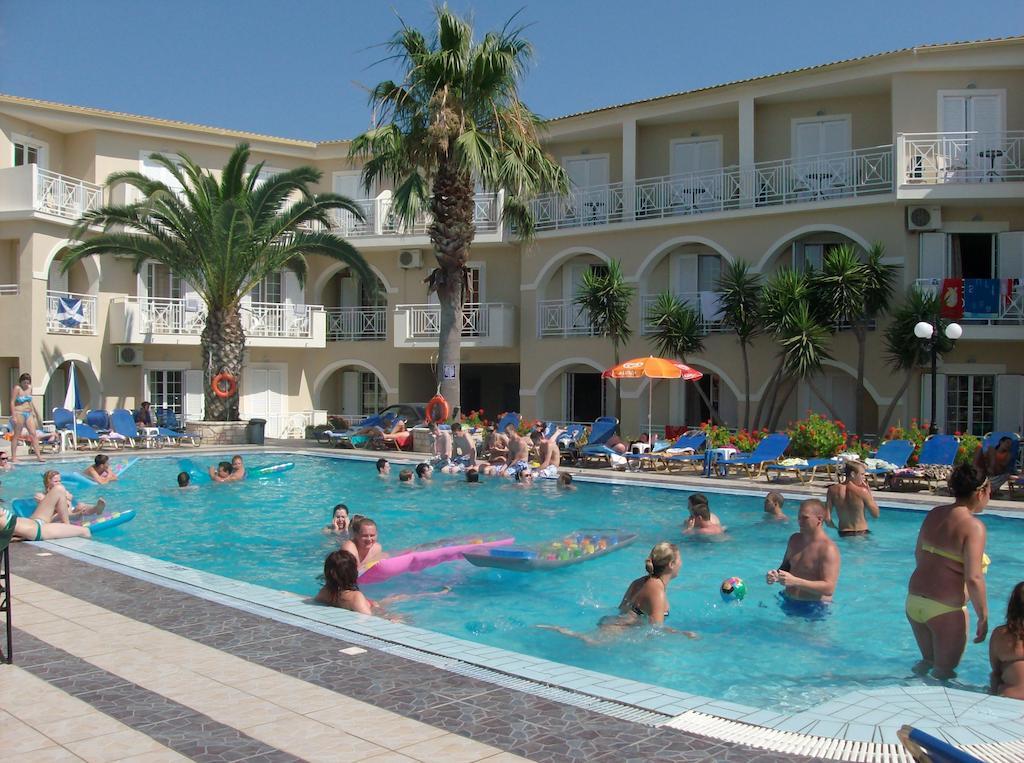 Vivian Hotel Laganász Kültér fotó