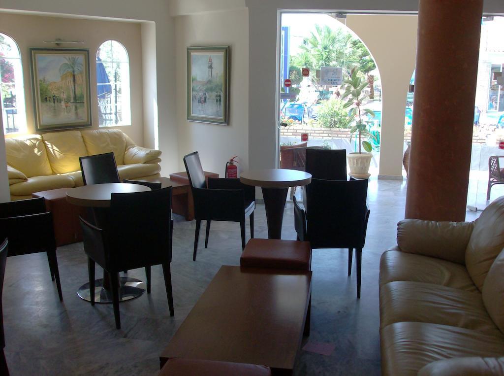 Vivian Hotel Laganász Kültér fotó